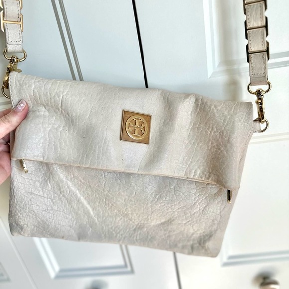 Tory Burch Louisa Crossbody - Picture 9 of 16